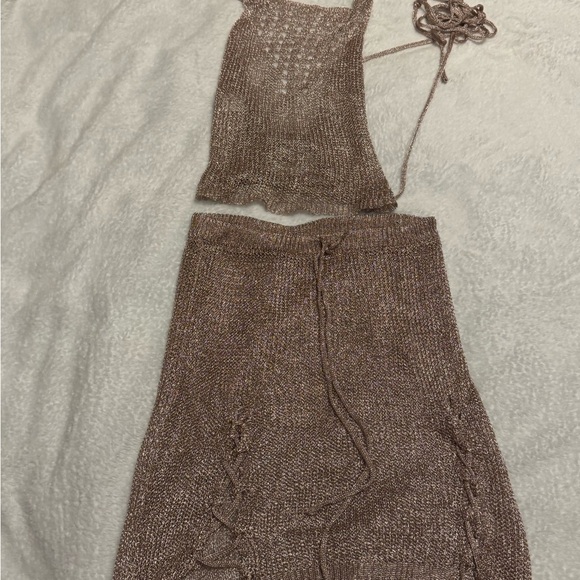 Metallic Knit 2-Piece Set (Top + Skirt) ✨ Size S/M - Picture 7 of 9